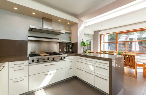 Koksijde-Bad Villa | Villa with pool and sauna near the sea
