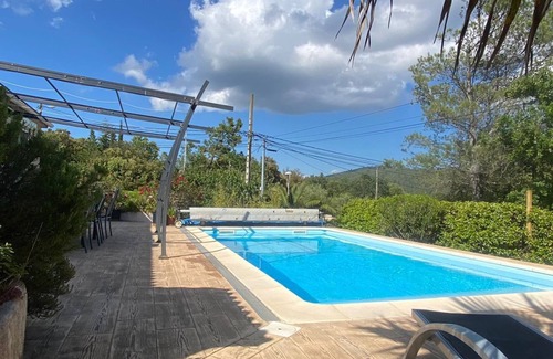 Gareoult Villa | Villa with pool