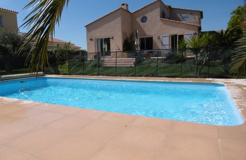 Saint-Hippolyte Villa | Villa with pool near sea - 8 people