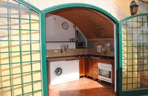 Sacrofano Villa | Villa with Pool Surrounded by Green