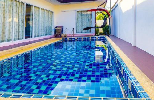 Choeng Thale Villa | Villa With Pool