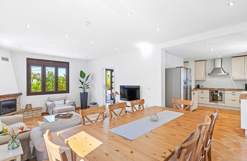 Guia de Isora Villa | Villa with private pool, views and garden