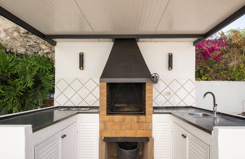 Guia de Isora Villa | Villa with private pool, views and garden