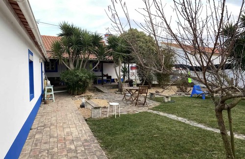 Longueira House | Villa with privacy and garden