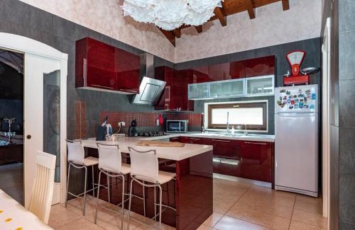 Gioiosa Marea House | Villa with private indoor sauna in Sicily