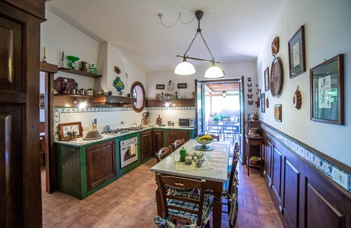 Sutri Villa | Villa with private Park near Bracciano Lake & Rome