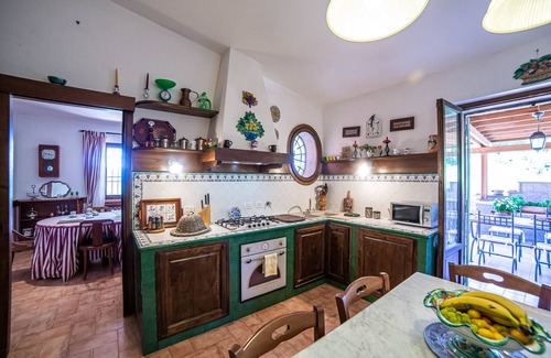 Sutri Villa | Villa with private Park near Bracciano Lake & Rome
