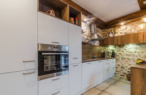 Tribalj Villa | Villa with private pool, 7 guests, free WiFi, spacious terrace, BBQ