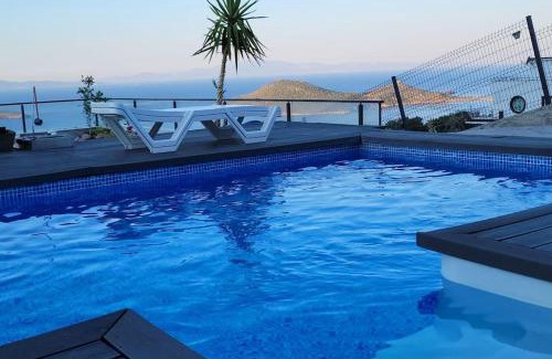 Dikili Villa | Villa with private pool and sea view
