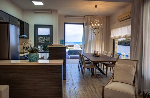 Mazotos Villa | Villa with Sea View and Private Pool