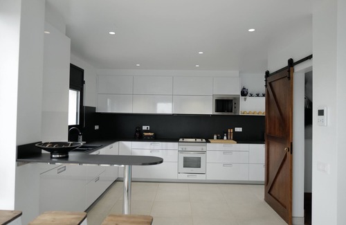 Cap Roig Ski Chalet | Villa with sea views and private pool at the beachfront