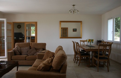 Bezolles House | Villa with Stunning Views, Pool and Fast WiFi