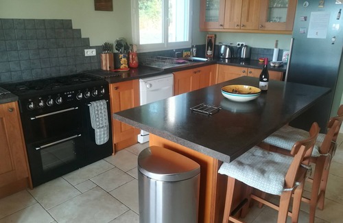 Bezolles House | Villa with Stunning Views, Pool and Fast WiFi
