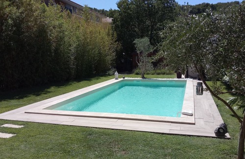Saint-Chamas House | villa with swimming pool and jacuzzi in the heart of an atypical village
