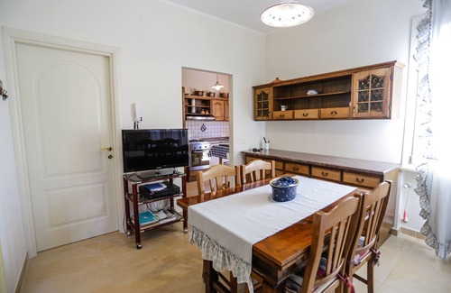 Saltara Villa | villa with swimming pool and large garden with ancient olive trees, well equipped-