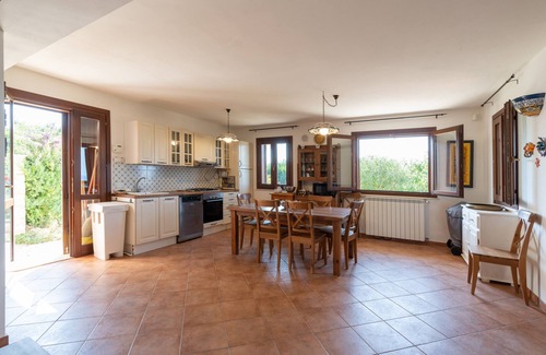 Partinico Villa | Villa 'Zagara' with Pool, Garden, Terrace & Wi-Fi