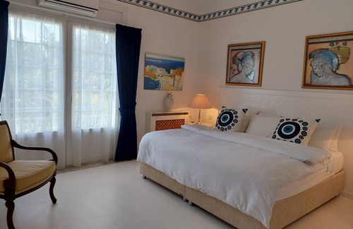 Marmaris Bed & Breakfast | VILLA ZARİK PERGAMON stunning domain, romantic, family friendly