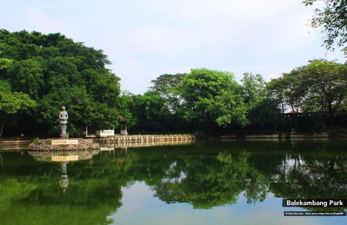Hargomulyo Villa | Villa Zendith