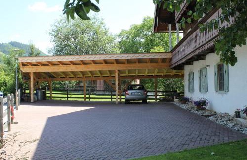 Muhlbach im Pinzgau Apartment | Villa Zeppelin - App Aquamarin