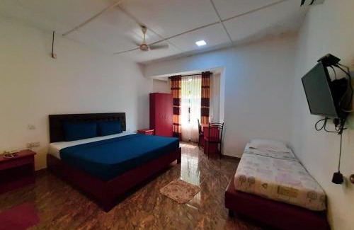 Kadawatha Hotel | villaflorence