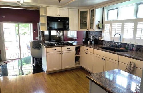 Clayton House | Village Gem - convenient, Spacious, 2 bedroom - Can be ADA Accessible