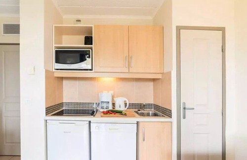 Rouret Apartment | Village Pierre & Vacances Le Rouret *** - Studio 4 people - 1 sleeping area - Terrace or balcony