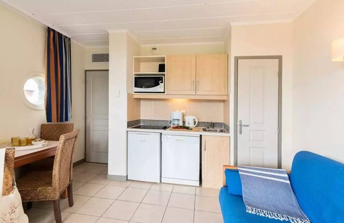 Rouret Apartment | Village Pierre & Vacances Le Rouret *** - Studio 4 people - 1 sleeping area - Terrace or balcony