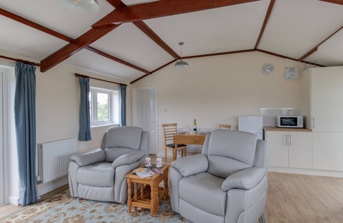 Bridport Cottage | VILLAGE VIEW, pet friendly, with open fire in Burton Bradstock