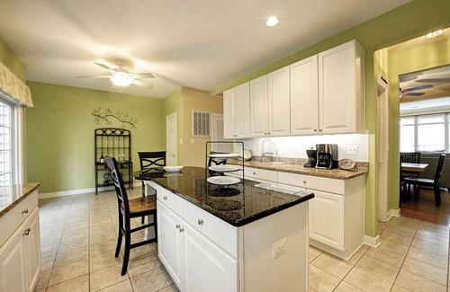 Villages of Five Points House | Villages of Five Points Townhouse.Community Pools, Pickleball Courts & More!