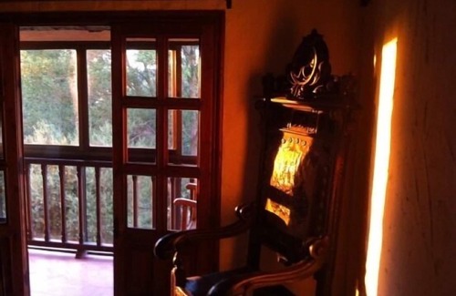 Villasur de Herreros Cottage | Villapajar, rural house by the river in the Sierra de la Demanda, 26km from Burgos