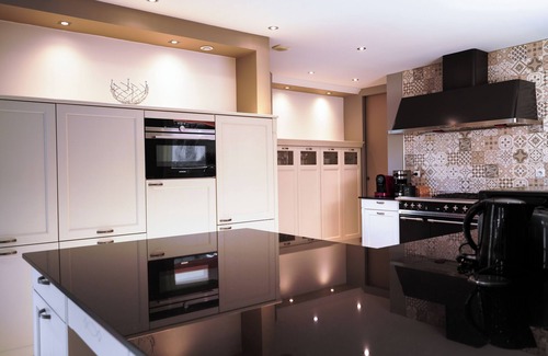 Cannes-et-Clairan House | Villas Beaumont Avec Piscine et Jacuzzi Proche D'uzes et Anduze