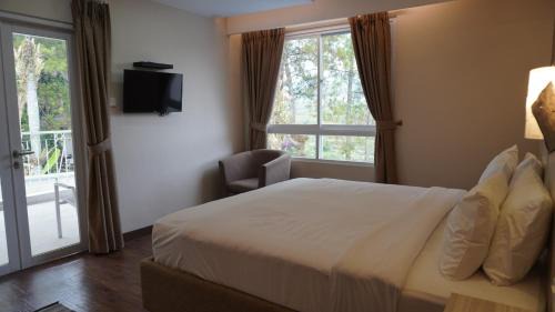 Cipanas Villa | Villas Dalia Puncak N2-22
