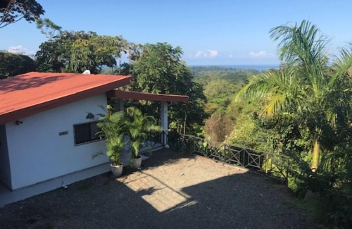 Uvita Cabin | Villas Lambeau #1 Ocean View - Fiber Optic/1BR 1 BA