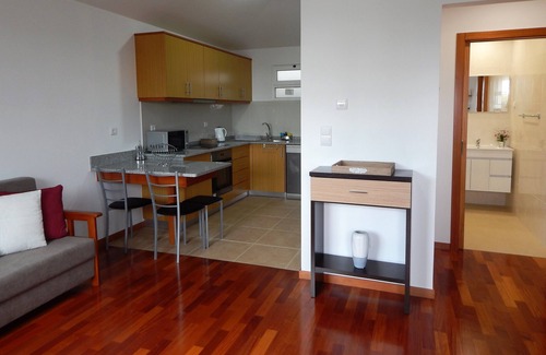 Santa Cruz Ski Chalet | Villas Madalena - Cozy Chalet Sea View and Wi-fi