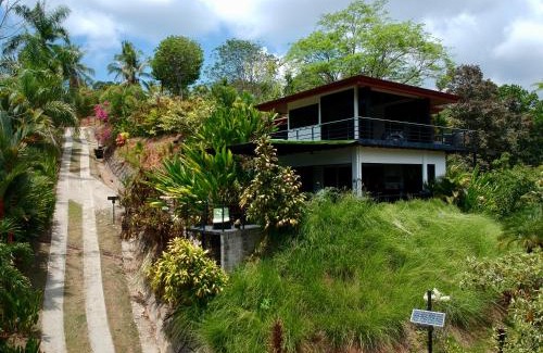 Ojochal Villa | Villas Pura Vida