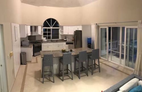 Urbanizacion Tavarez Villa | VillaTracey! 3BR/3BA Luxury Sosua OcnView Pool Jacuzzi Pool Table Walk to Town