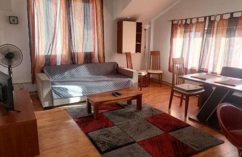 Iasi Apartment | Villaweb, 2rooms ap. 5min drive to center &airport