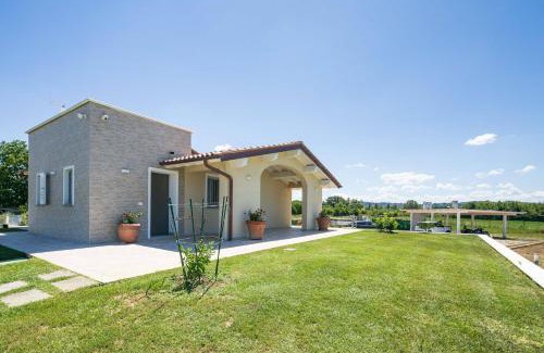 Fucecchio Villa | Villino le Viole by VacaVilla