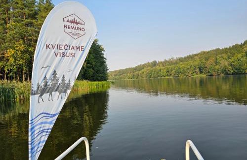 Birstonas Resort | Vilos NEMUNO SLĖNIS namukai