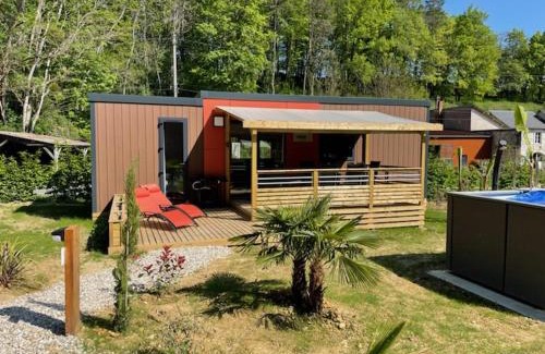 Bourre House | Vinéa Cottages - Hébergements Touristiques, Terrasse et Piscine privative
