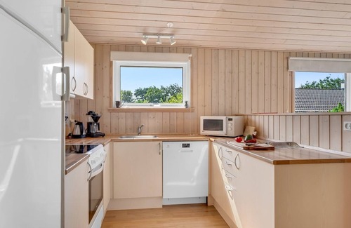 Dannemare House | "Vincent" - 25m from the sea by Interhome