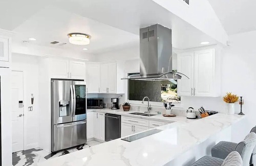 Malibu House | Vineyard Above the Clouds