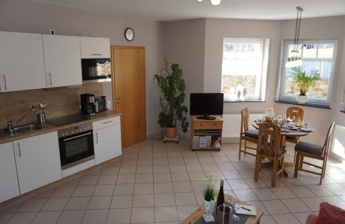 Kinheim Apartment | Vineyard View Romantic Stay