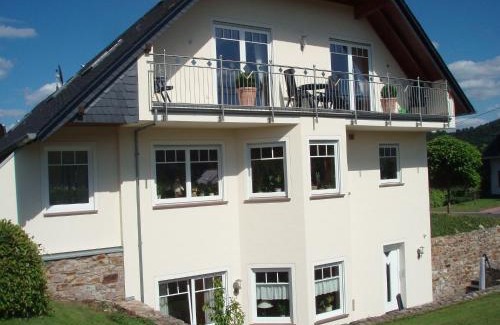 Kinheim Apartment | Vineyard View Romantic Stay