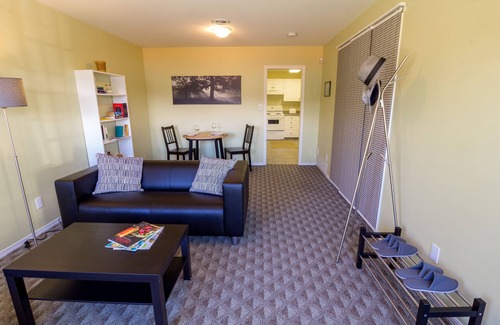 Okanagan-Similkameen House | Vineyards & Lakeviews - Private Hillside Suite - 100m above Osoyoos Lake