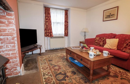 Owermoigne Cottage | VINNEY COTTAGE, pet friendly, character holiday cottage in Owermoigne