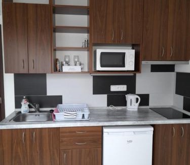 Nove Mesto nad Metuji House | Vinotéka "U Kozů"