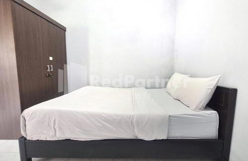 Kebasen Hotel | Vins Homestay Kroya Mitra RedDoorz