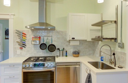 West Colfax House | Vintage Chic Getaway near Sloan's Lake