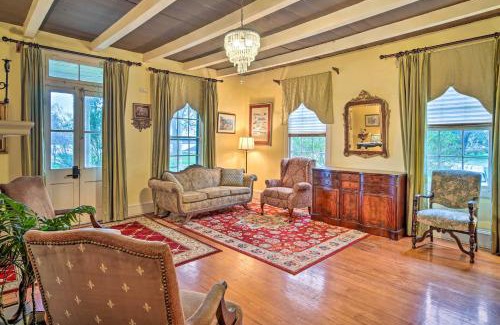 New Roads House | Vintage Louisiana Vacation Rental Home